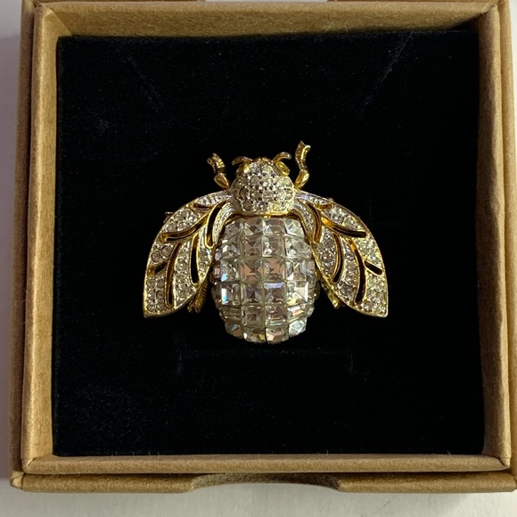Vintage Jackie Orr Bee Brooch